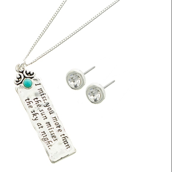 Jewelry - 🆕🌸 Necklace & Earring I Miss You More❤️